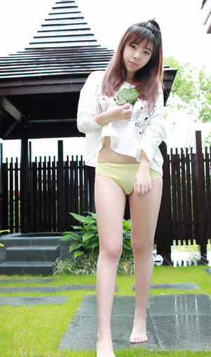 亚洲另类一区二区三区